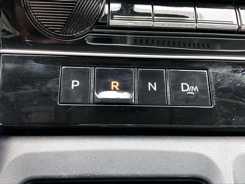 Certified 2025 Nissan Armada SV RWD image 32