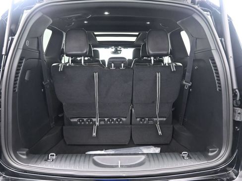 New 2026 Chrysler Pacifica Select w/ S Appearance Package FWD image 26