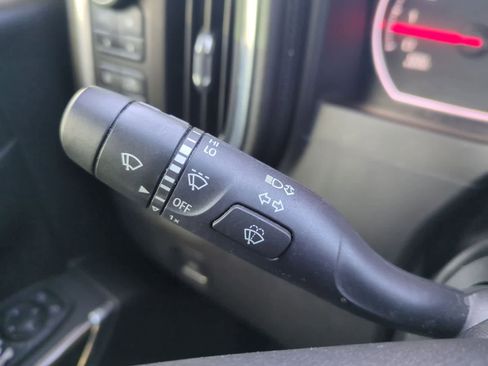 Used 2022 Chevrolet Silverado 1500 LT Trail Boss w/ Safety Package AWD/4WD image 27