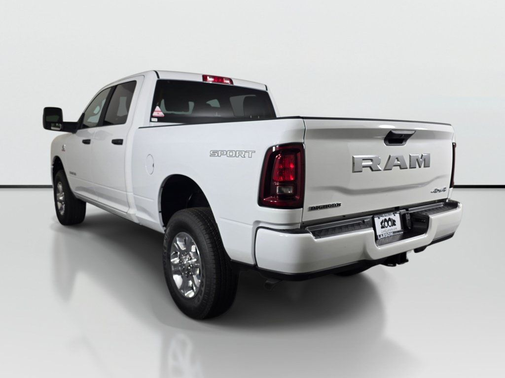 New 2026 RAM 2500 Big Horn AWD/4WD image 7