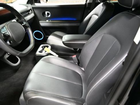 Used 2024 Hyundai Ioniq 5 Limited image 18