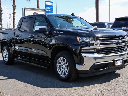 Used 2020 Chevrolet Silverado 1500 LT w/ All-Star Edition RWD image 3