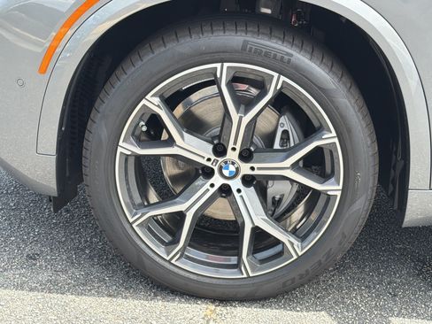 New 2026 BMW X5 xDrive40i w/ M Sport Package AWD/4WD image 29