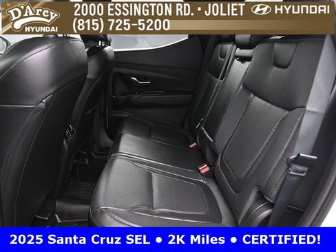 Certified 2025 Hyundai Santa Cruz SEL image 11