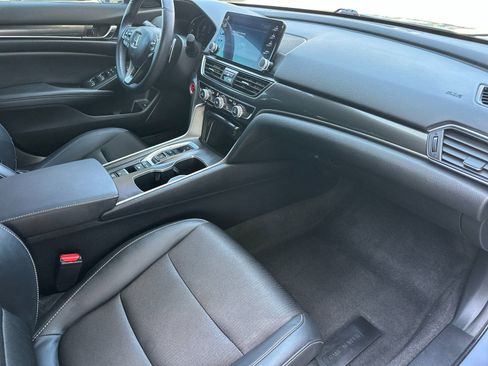 Used 2022 Honda Accord Sport image 16