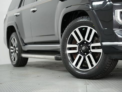Used 2019 Toyota 4Runner Limited image 19
