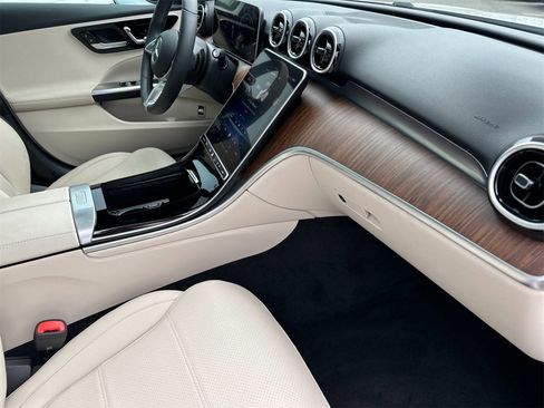 Certified 2025 Mercedes-Benz C 300 Sedan image 17