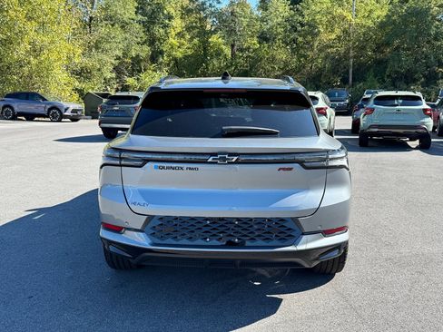 New 2025 Chevrolet Equinox EV RS image 5