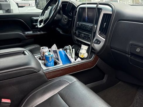 Used 2015 GMC Sierra 1500 SLT w/ SLT Crew Cab Value Package AWD/4WD image 5