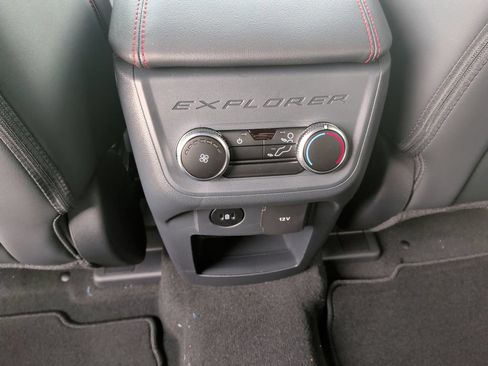 New 2026 Ford Explorer ST-Line AWD/4WD image 15