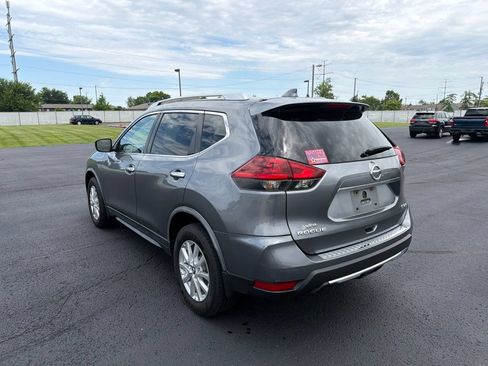 Used 2018 Nissan Rogue SV AWD/4WD image 5