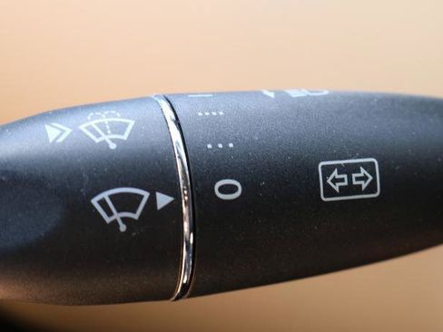 Used 2014 Tesla Model S 85 RWD image 13