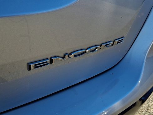 Used 2019 Buick Encore Preferred image 29