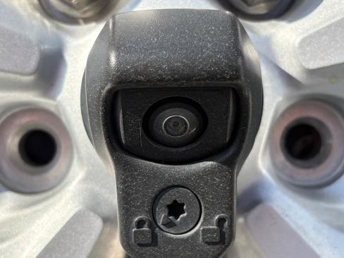 Used 2023 Jeep Wrangler Unlimited Sport AWD/4WD image 9