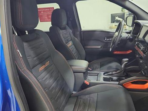 Certified 2025 Nissan Frontier PRO-4X image 29