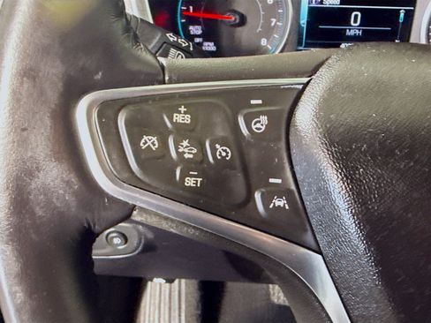 Used 2018 Chevrolet Equinox Premier FWD image 14