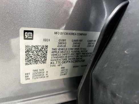 Certified 2025 Chevrolet Trax RS image 27