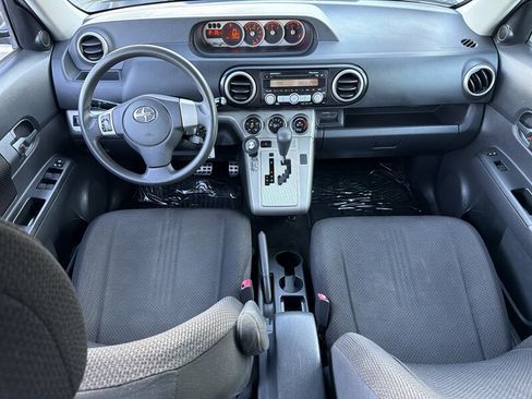 Used 2008 Scion xB FWD image 11