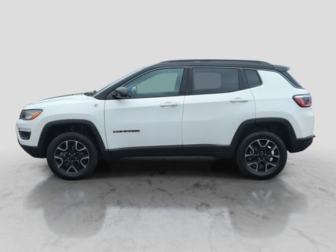 Used 2019 Jeep Compass Trailhawk AWD/4WD image 5