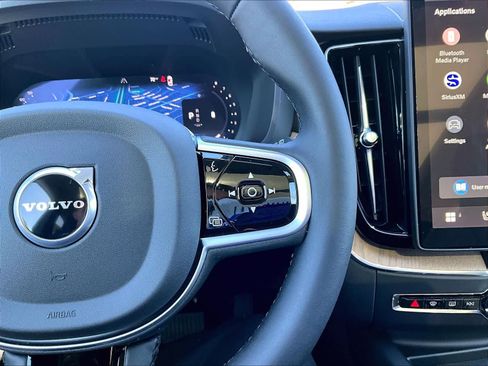 New 2026 Volvo XC60 B5 Plus w/ Climate Package image 18