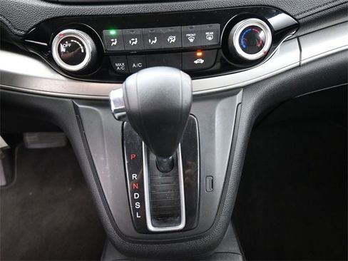 Used 2016 Honda CR-V SE image 4