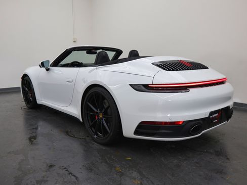 Used 2020 Porsche 911 Carrera 4S image 6