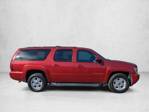 Used 2014 Chevrolet Suburban LT image 4