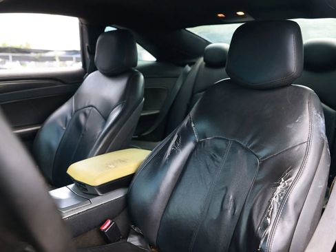 Used 2011 Cadillac CTS Coupe RWD image 18