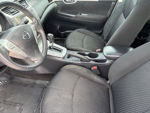 Used 2014 Nissan Sentra SR w/ Premium Package image 11