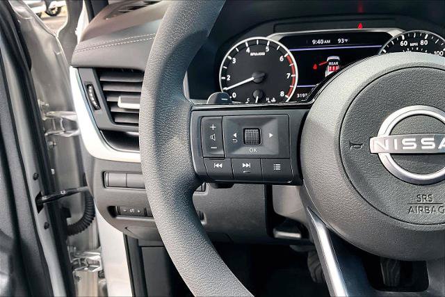 Certified 2023 Nissan Rogue SV FWD image 23