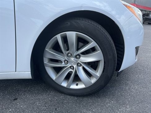 Used 2016 Buick Regal FWD image 4
