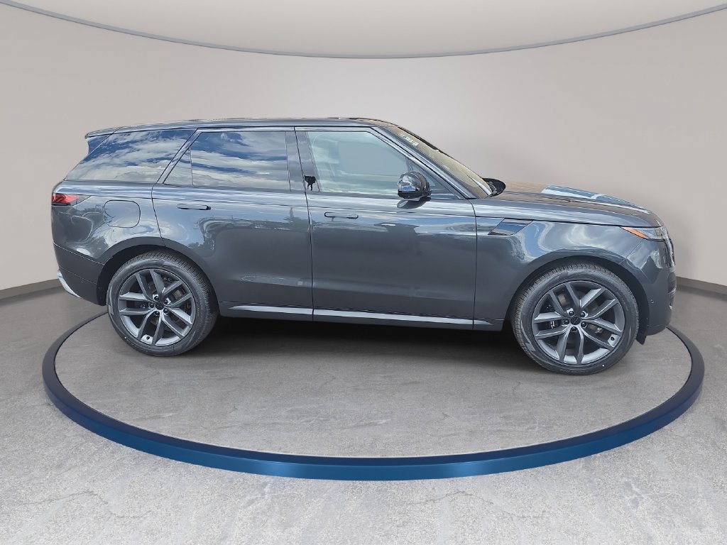 New 2026 Land Rover Range Rover Sport SE AWD/4WD image 4