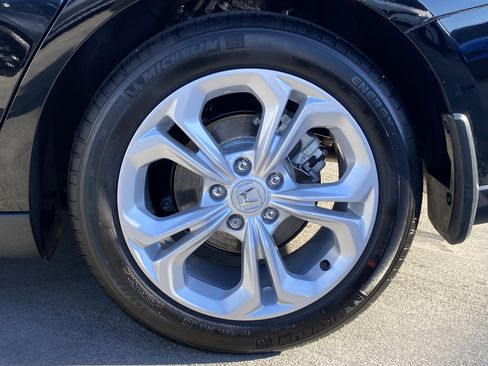 Used 2025 Honda Accord LX image 7