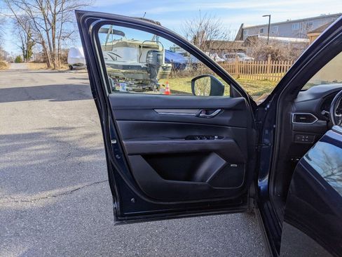 Used 2019 MAZDA CX-5 Signature image 10