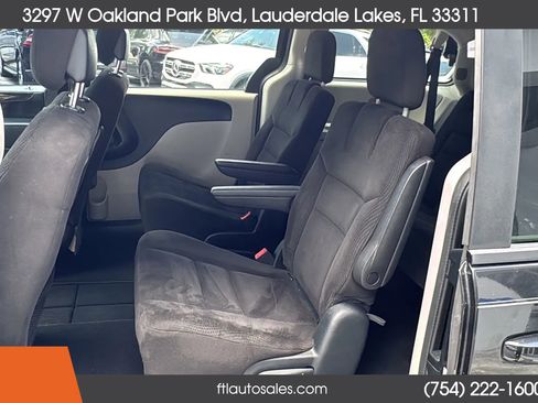 Used 2016 Dodge Grand Caravan SE w/ Quick Order Package 29E SE image 22