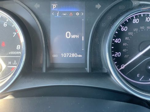 Used 2020 Toyota Camry SE FWD image 30