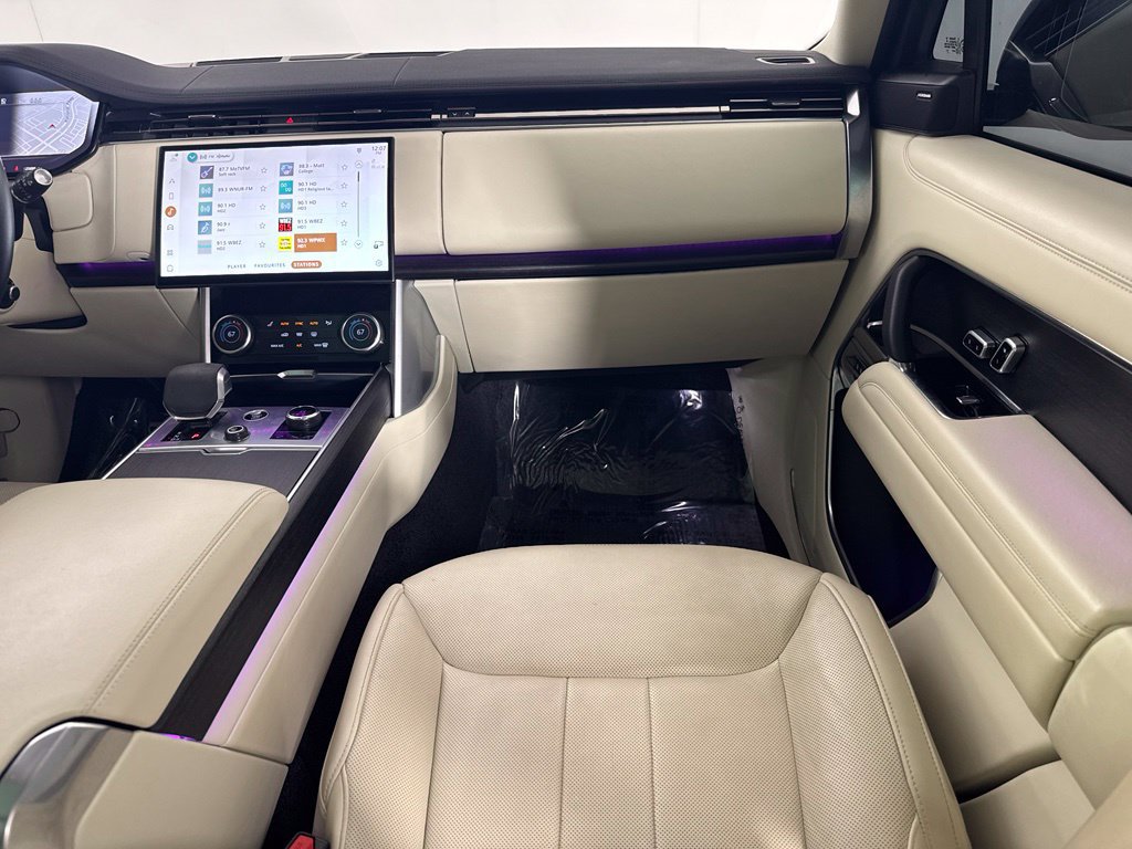Used 2023 Land Rover Range Rover SE AWD/4WD image 22