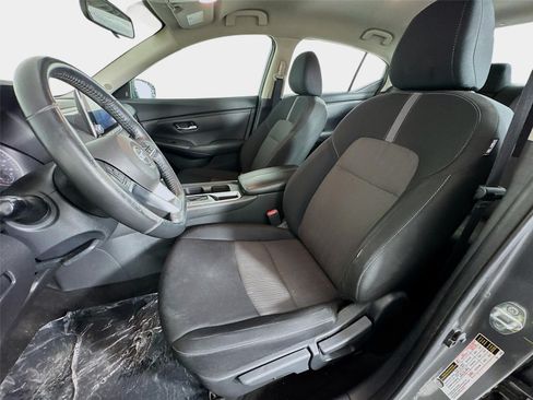 Used 2022 Nissan Sentra SV FWD image 11
