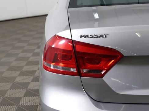 Used 2013 Volkswagen Passat 2.5 SE image 12