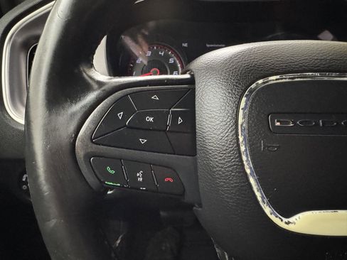 Used 2019 Dodge Charger SXT w/ Blacktop Package image 21