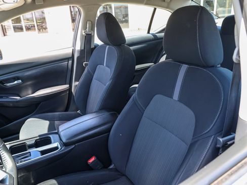 Used 2023 Nissan Sentra SV FWD image 16