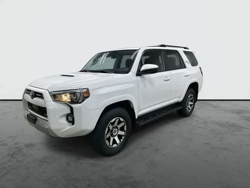 Used 2024 Toyota 4Runner TRD Off-Road AWD/4WD image 8