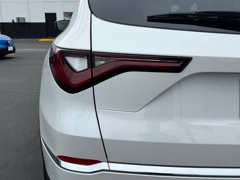 Used 2026 Acura MDX SH-AWD w/ Technology Package image 11
