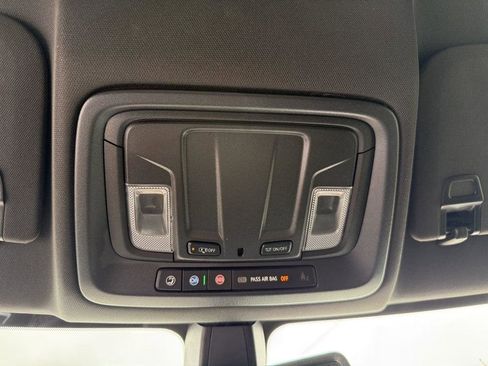 Used 2021 GMC Sierra 1500 AT4 AWD/4WD image 16