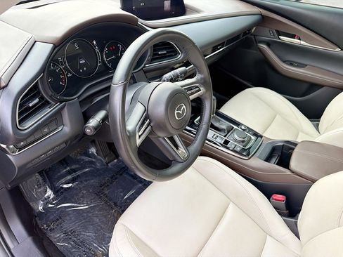 Used 2022 MAZDA CX-30 AWD 2.5 S w/ Premium Package image 25