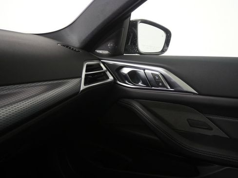 Certified 2026 BMW M440i Coupe image 23