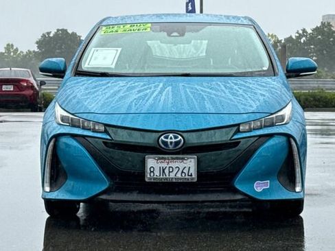 Used 2019 Toyota Prius Prime Plus FWD image 9