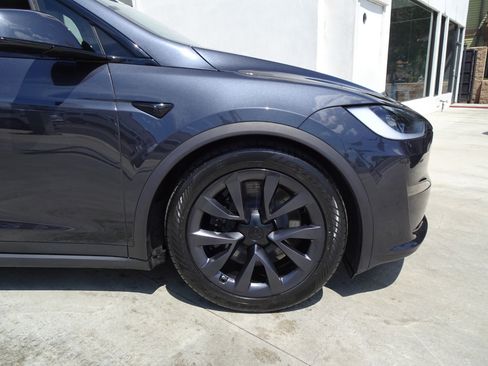 Used 2024 Tesla Model X AWD/4WD image 12