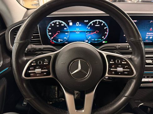 Used 2020 Mercedes-Benz GLS 450 4MATIC image 11