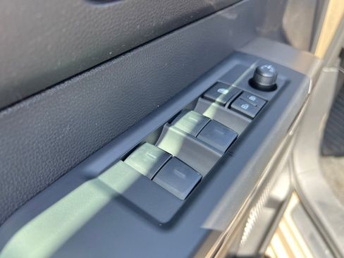 New 2026 Toyota Tundra SR5 AWD/4WD image 32